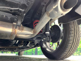 お車を安心してお乗りいただく為には、足回りの定期点検が欠かせません。サービスサポート(有償保証)では無料点検もご提供しており、安心のカーライフをお過ごしいただけるサポート体制が整っています。