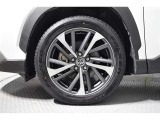 当店は全車『ロングラン保証』付!(1年間、距離無制限 HV車はHV保証付) 別途延長保証もご用意しております♪ ぜひ現車を確認にご来店ください