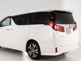 ★展示前点検実施★特殊な機材も用いて、全車点検を実施しております!