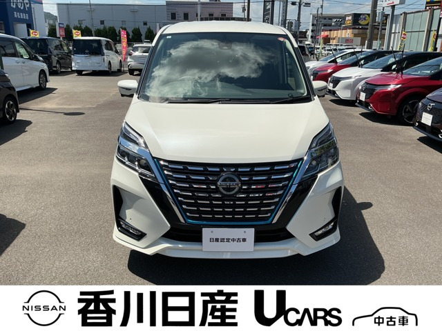 セレナ 1.2 e-POWER ハイウェイスターV 