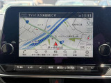 ワイド画面で見やすい、メモリーナビ付きです。