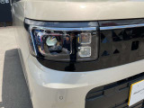 LEDヘッドライト仕様で夜間時の走行も明るく見やすいです