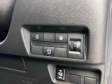 【オートスライドドア】大きく開くスライドドア付いてます!!お子様や荷物を抱えていても安心ですね!