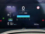 このお車のバッテリー容量示すセグメントは満タンです!さらに日産大阪ではでんき販売も取り扱っておりますので、ご自宅の充電の場合、サクラと合わせてさらにお得になるかもしれません!