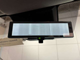 バックミラーに映像も映ります☆たくさんの荷物や大勢の人が乗っても視界問題なしです☆ワンタッチで普通の鏡にも切り替えできるので安心ですよ☆