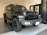 【フロントグリル】7っスロットルグリルはJeep伝統の証です。SUVのいいこだわり続けているJeep車へお乗り頂いてみてみてはいかがでしょうか?