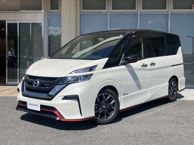 セレナ  2.0 NISMO