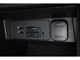 USB端子ソケット装備!アクセサリーDC12Vソケット装備!
