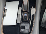 シフト連動パーキングブレーキ&オートブレーキホールド機能付きで運転が快適に&hellip;♪