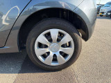 タイヤの溝も4輪ともまだまだ残っております。