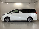 現車を確認できる方へ販売いたします。当社サービススタッフが、点検整備を実施し、その後、ご納車させていただきますのでご安心してご利用いただけます。