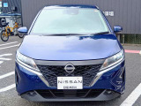 この掲載車の販売納車は日産神奈川Carスクエア湘南台が窓口となります。日本全国登録&rarr;当店受渡し納車 or お客さまご自宅での納車(◎弊社指定陸送会社による陸送※一部離島不可)、いずれも承っております、