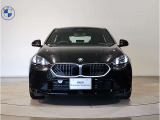 【キドニーグリル】BMWは約90年もの間、ほぼ全ての車両にひと目でBMWだと分かるこの特徴的なフロントグリルが備えられ、デザイン・アイコンとして親しまれてきました。