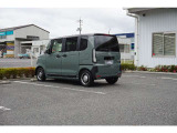 大口なトランクルームです。幅広で荷物の出し入れが簡単になります!