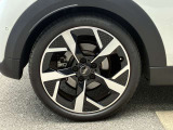 【MINI NEXT 認定中古車】安心の保証プログラムや延長保証など、MINI NEXT車両をご購入いただいたオーナーの皆様に、より快適なMINIライフを楽しんでいただくためのユニークなサービスをご用意しております。