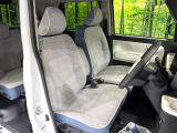 運転席シート廻りは使用感も少なく、良好な状態となっています。丁寧に使われていたことがよくわかりますね。