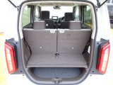 ◆定員乗車時のカーゴルームです。普段のお買い物の荷物やたくさんの収納が可能です。