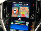 【マルチテレインモニター】車のフロントやサイドのカメラ画像を同時にモニター表示することで、悪路や狭い道を走行時でも周囲の状況確認ができ安心!本格SUVにうれしい装備です♪