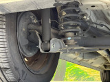 お車を安心してお乗りいただく為には、足回りの定期点検が欠かせません。サービスサポート(有償保証)では無料点検もご提供しており、安心のカーライフをお過ごしいただけるサポート体制が整っています。