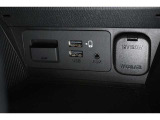 USB端子ソケット装備!アクセサリーDC12Vソケット装備!