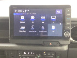 ナビゲーションは純正9インチコネクトナビ(LXU-242NBi)を装着しております。AM、FM、CD、DVD再生、Bluetooth、音楽録音再生、フルセグTVがご使用いただけます。