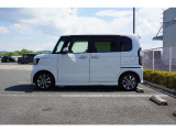 Honda SENSINGとは衝突を予測してブレーキをかけたり、前のクルマとちょうどいい距離でついていったりできる多彩な安心、快適機能を搭載した先進の安全運転支援システムです。