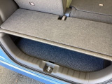 アイデア次第でいろいろな使い方ができる広くて使い勝手のいい荷室。