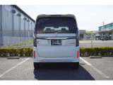 ディーラーの車が高いというイメージをお持ちのお客様、必見ですよ!諸費用が明確で安いので、是非、総額でご検討ください!