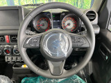 【ステアリングスイッチ】運転中、前方から目線をそらすことなく、オーディオ等の操作が可能な便利機能!安心&快適なドライブを演出してくれます♪