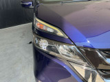 省電力で明るく照らすプロジェクタータイプのLEDヘッドライト、シグネチャーLEDポジションランプがクールです。