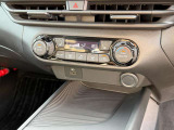 フルオートエアコンでオールシーズン快適な車内空間を作り上げます!