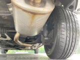 お車を安心してお乗りいただく為には、足回りの定期点検が欠かせません。サービスサポート(有償保証)では無料点検もご提供しており、安心のカーライフをお過ごしいただけるサポート体制が整っています。