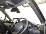 見通しのよいすっきりとした視界で、誰でも運転しやすいです。運転のしやすさは疲れにくさにも繋がりますよ♪