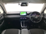 【前方視界】開放的な前方視界!運転がしやすく疲れにくいです♪窓が大きく、見通しがとっても良いおクルマですよ♪