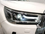 LEDヘッドライトです 消費電力も少なく寿命も長いのがLEDの特徴 HIDのような点灯のタイムラグもなくパッと明るくなるのも特徴のひとつです
