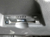 ナビ連動タイプのETC車載機です。ナビゲーションと連動してくれますのでカード未挿入を知らせてくれるなど便利な機能が追加されています。