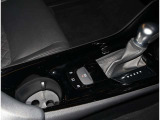 トヨタディーラーだからこそ安心保証♪トヨタロングラン保証1年間付き(無料)走行距離無制限♪全国約5000店のトヨタ販売店にてメンテナンスや万一の故障の対応が可能ですので安心です♪