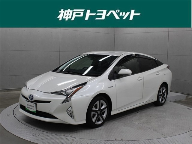 トヨタ プリウス 