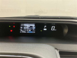 視認性のいいメーターを採用しており、快適なドライブをサポートします。
