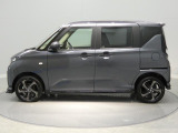 【乗り降りしやすい高さ】高すぎない車高でアクセスもスムーズ。日々のお仕事や長距離の移動など体への負担を軽くしてくれる扱いやすさが魅力です。