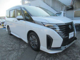 セレナ 1.4 e-POWER ルキシオン 