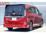 1年間無料保証の「ワイド保証」とプラス2年最長3年の組み合わせ「ワイド保証プレミアム」も お選び出来ます。走行距離無制限!全国3000か所の日産サービス工場ご利用可能です。
