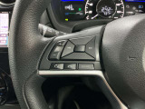 【ステアリングスイッチ】運転中に前方から目線をそらすことなくオーディオ等の操作が可能な便利機能!安心&快適なドライブを演出してくれます。