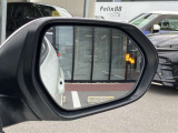 ブラインドスポットモニター付いてます★車線変更時の後方確認をアシストしてくれます!