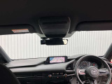 見晴らしが良く開放的な車内。視界も良好でストレス無く快適なドライブをご提供できます♪