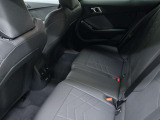 専任の研修を受け熟練したメカニックが大切にご納車整備をさせて頂きます。お客様にご満足・ご納得し、お乗り頂く為にMurauchiグループスタッフ一同、心をこめてお手伝いさせて頂きます。