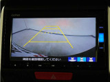 バックカメラ搭載です!車庫入れが苦手な人はもちろん、車両感覚に自信がある人にもお勧めです!見えない箇所が見えるようになるので、低い障害物や隠れてしまっている子供の存在等にも気付く事が出来ます。