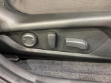 【パワーシート】スイッチ一つで簡単にシートの微調整が可能!電動だから力もいりません!快適なシートポジションにセットして、快適なドライブをお楽しみください。