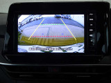 バックビューモニターで後方への車庫入れに便利♪♪