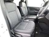 荷物をたっぷり載せて広々ドライビング♪夏でも冬でも、アウトドアやショッピングを思い切り楽しみましょう!